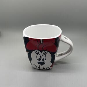 Disney Minnie Mouse "Shhh.. I'm Taking a Time-Out" Red/White Coffee Mug No Spoon